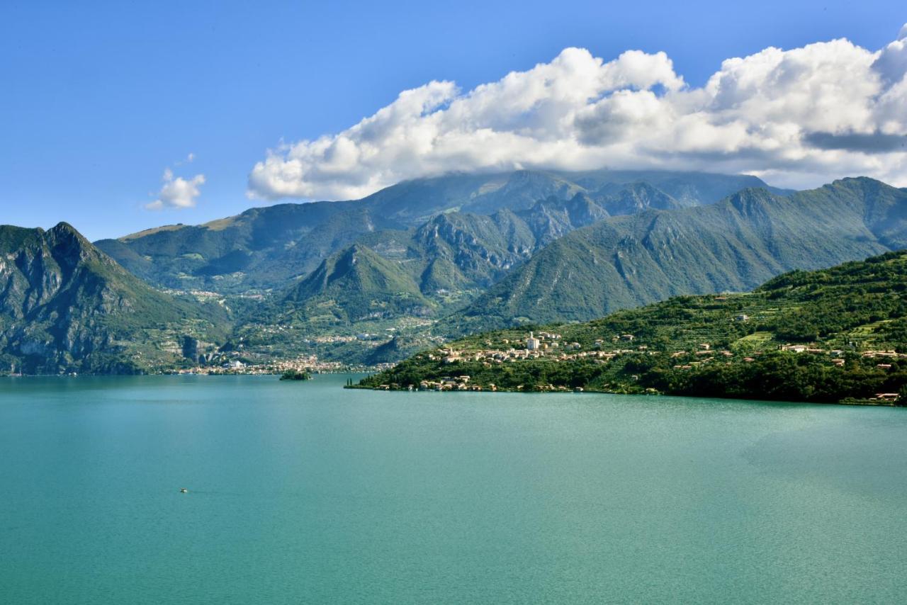 Italian Vacation Homes - La Petite Maison Du Lac Tavernola Bergamasca Zewnętrze zdjęcie