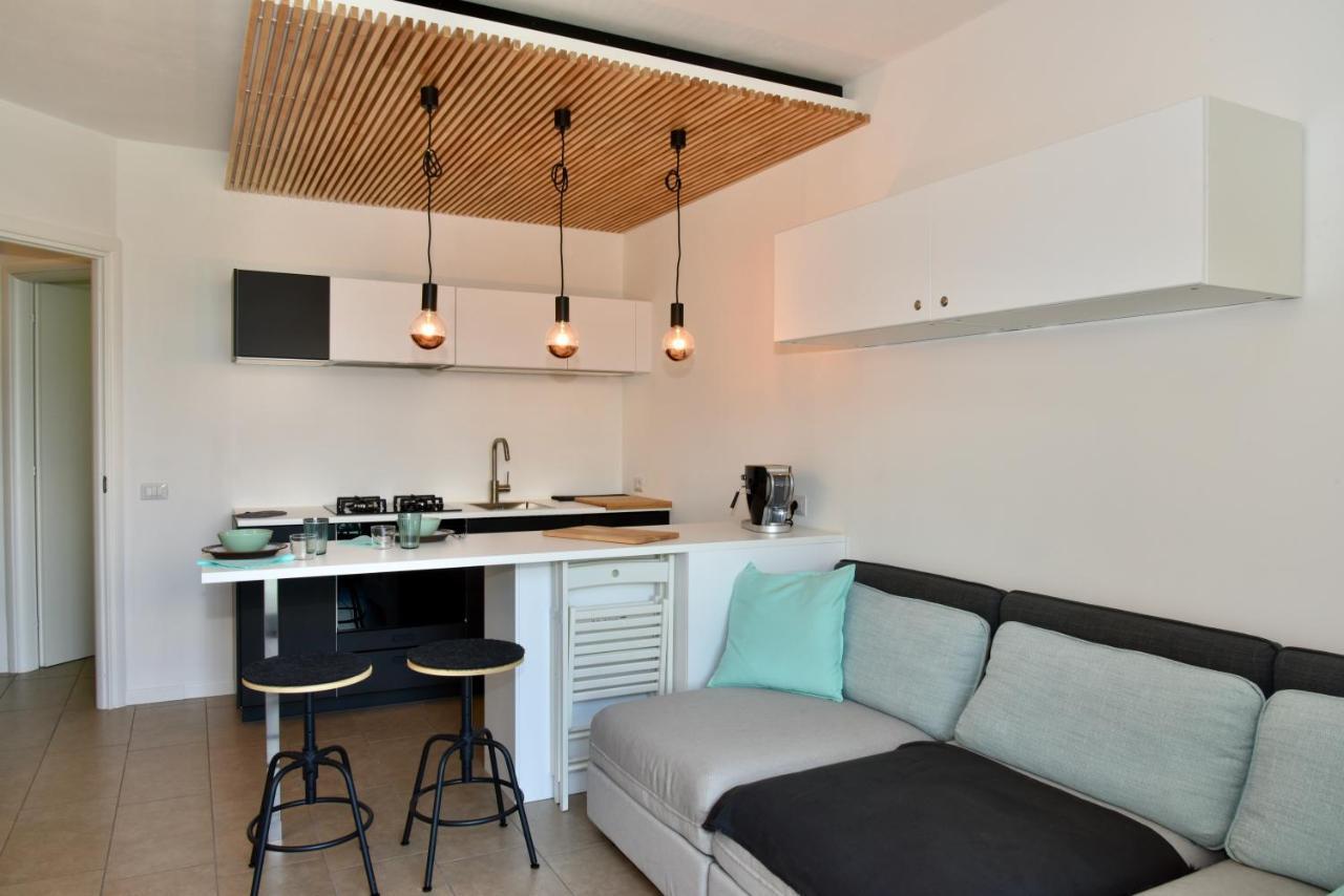 Italian Vacation Homes - La Petite Maison Du Lac Tavernola Bergamasca Zewnętrze zdjęcie