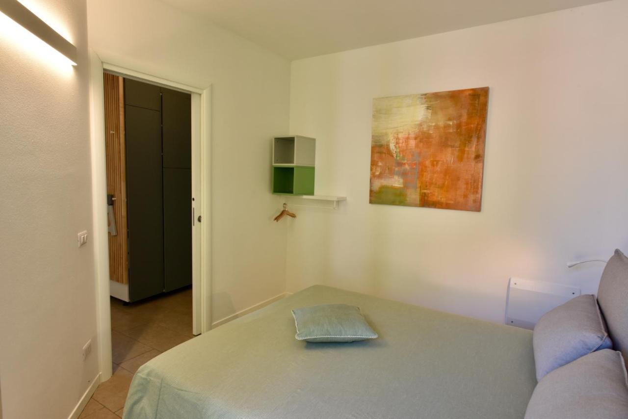 Italian Vacation Homes - La Petite Maison Du Lac Tavernola Bergamasca Zewnętrze zdjęcie